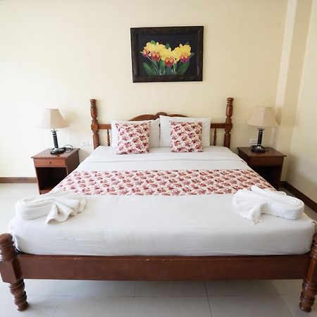 Pranang Flora House Hotell Ao Nang Eksteriør bilde